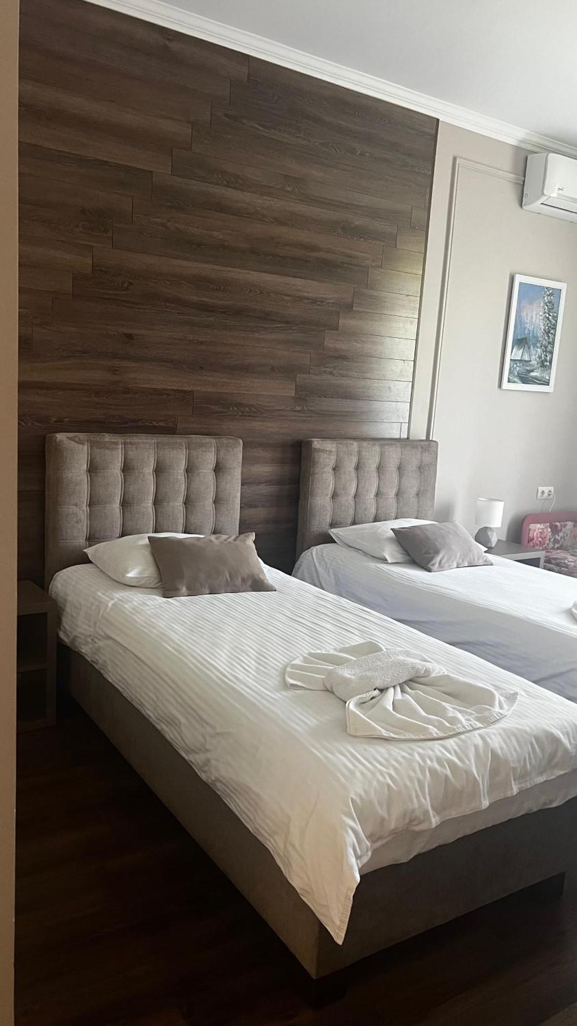 Aparthotel Карпати Кайзервальд Апарт Extérieur photo