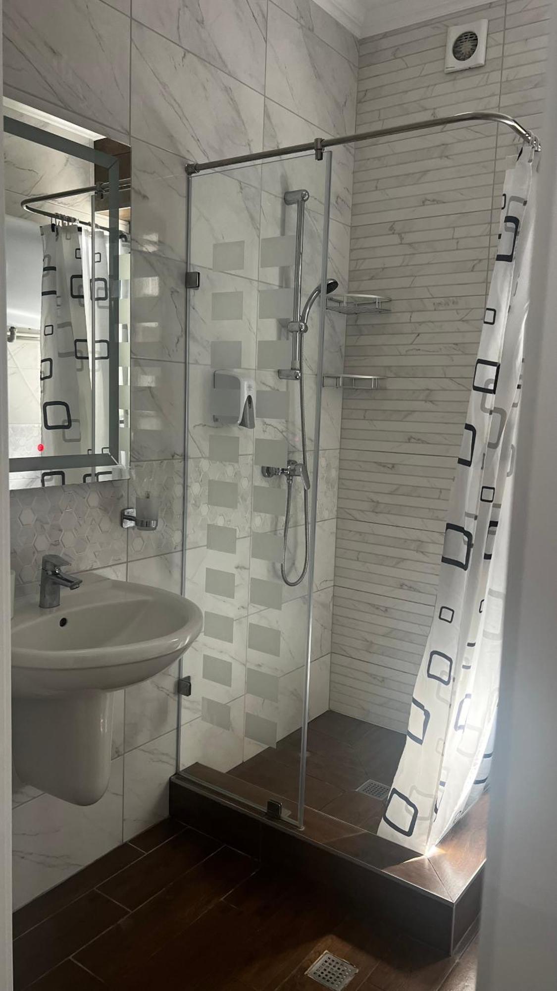Aparthotel Карпати Кайзервальд Апарт Extérieur photo