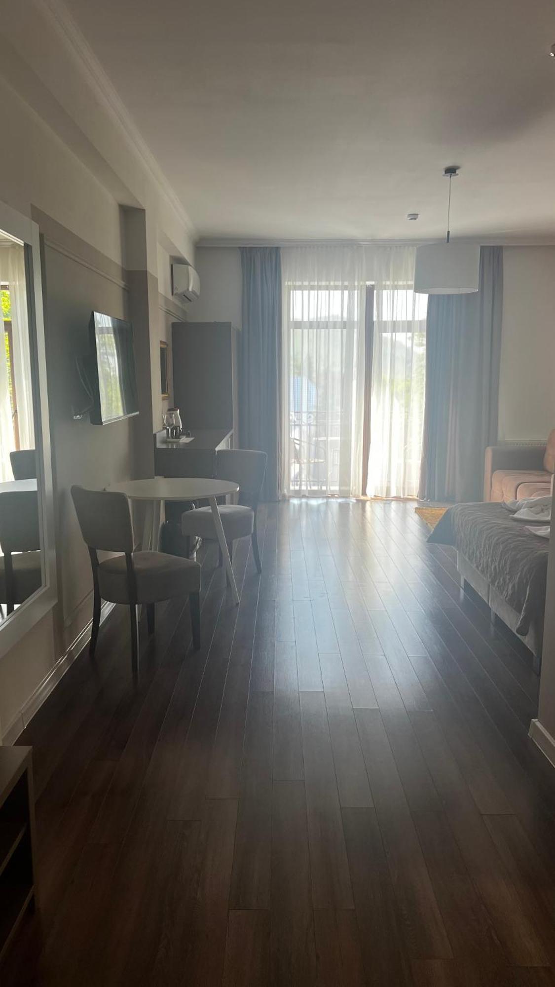 Aparthotel Карпати Кайзервальд Апарт Extérieur photo